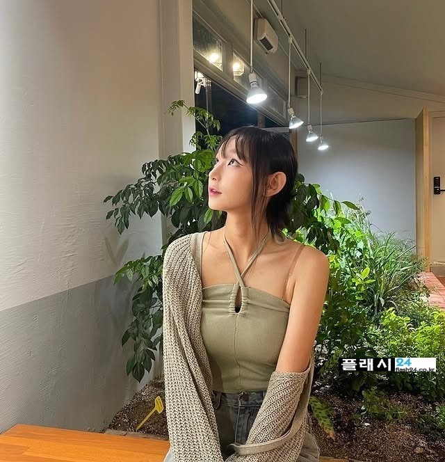 bt0c02e76abe2a48763b63641c4c42c95c.jpeg