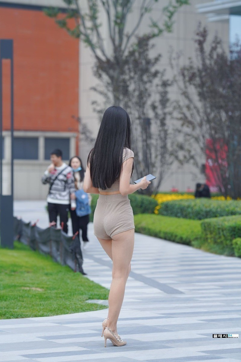 bt1032e9c3eda3089a2dd9413f0f42f066.jpeg