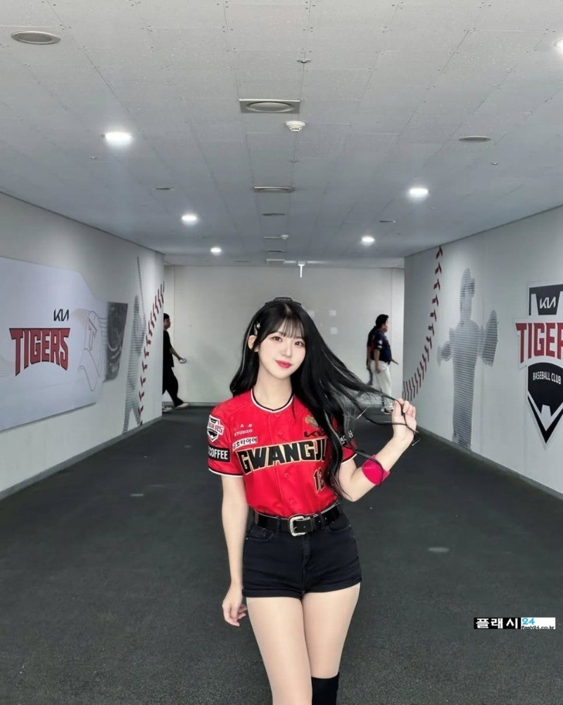 bt11f72cdb1d3dcde0efd0ed6a9c2d9a80.jpeg