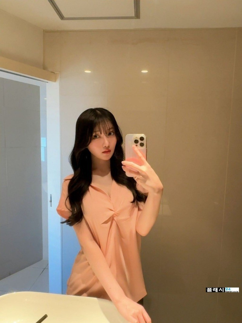 bt16bb188d30319d67929c68a7b6fdcd9e.jpeg