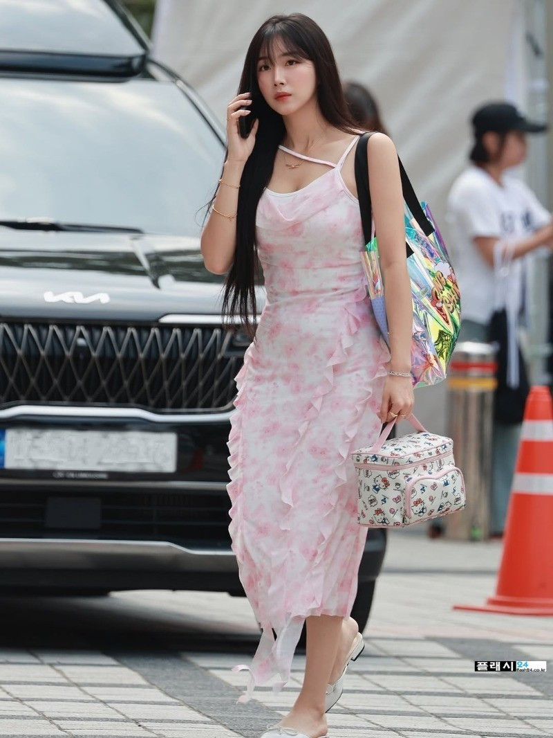 bt212ca8f5c8fcc9ddf27a511031ea917e.jpeg