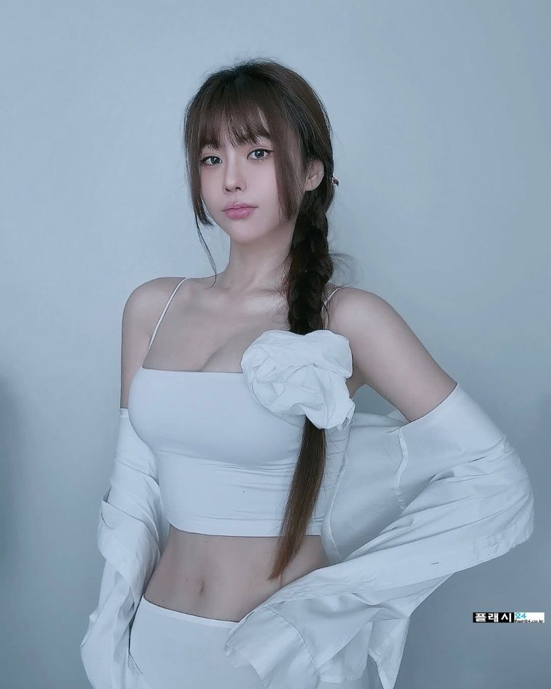 bt50ed71a5aefca433e63885398e3aea68.jpeg