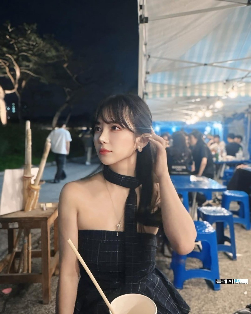 bt6ad28953ae676d51f7a8bef2d7f50c07.jpeg
