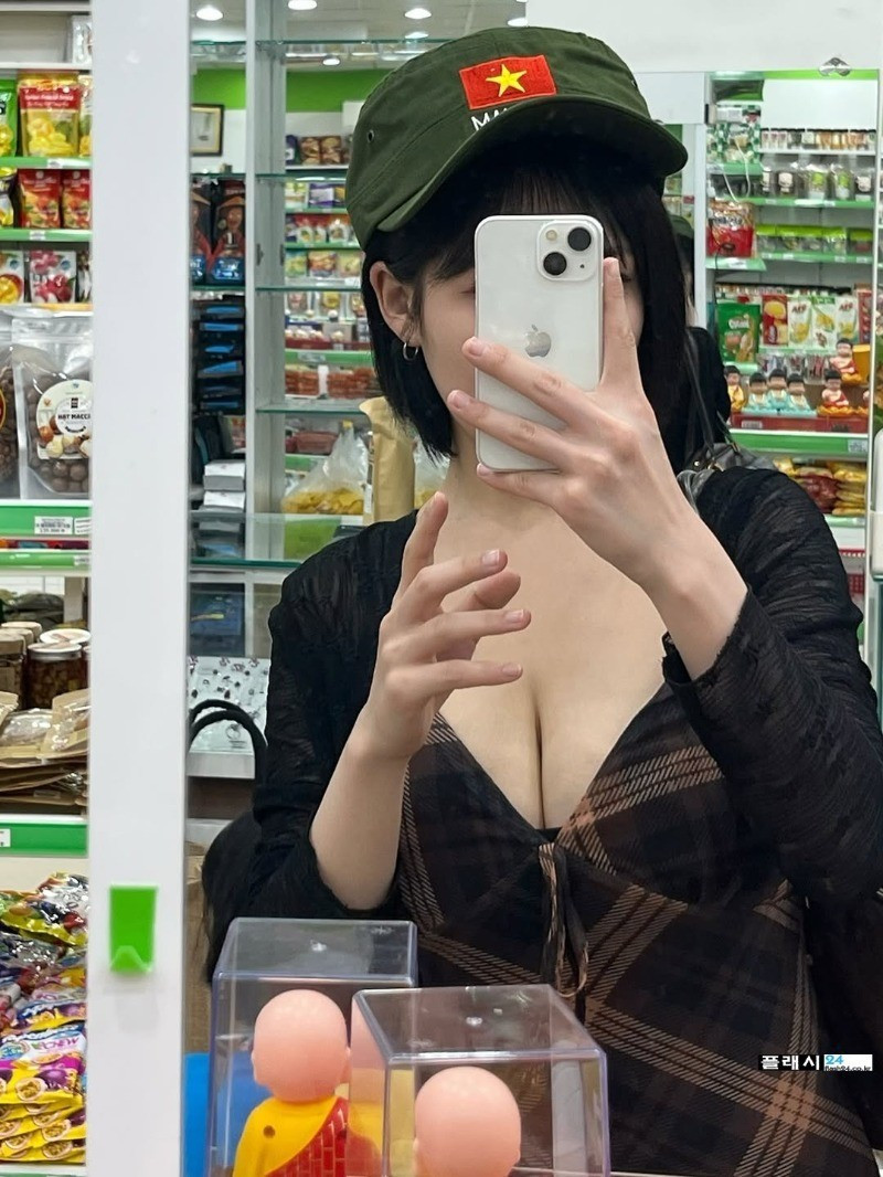 bt6dc82c927bdf4150311645df7d54d12c.jpeg