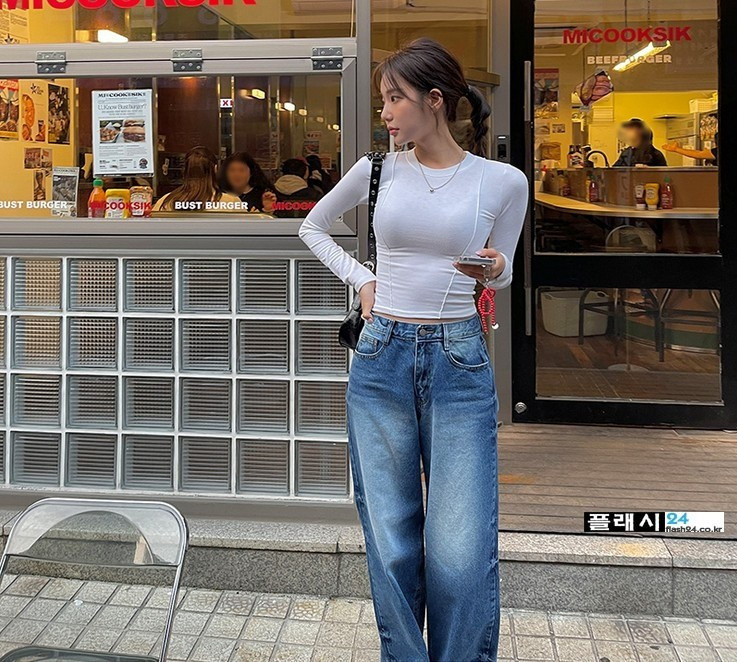 bt717db731ef624e1b474a97aeef7f18c3.jpeg