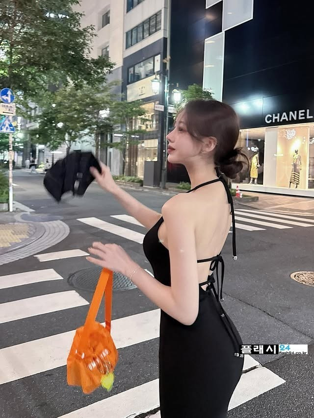 bt767235fff985900d80500a0658e90ecc.jpeg