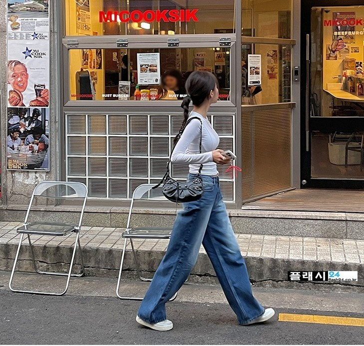 bt7e5837becc799c0cae9d914c14a228d6.jpeg