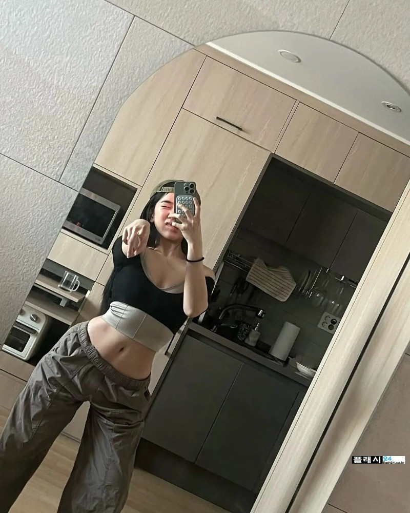bt7f208812d0c568fed3a7a0ea57c3fbb0.jpeg