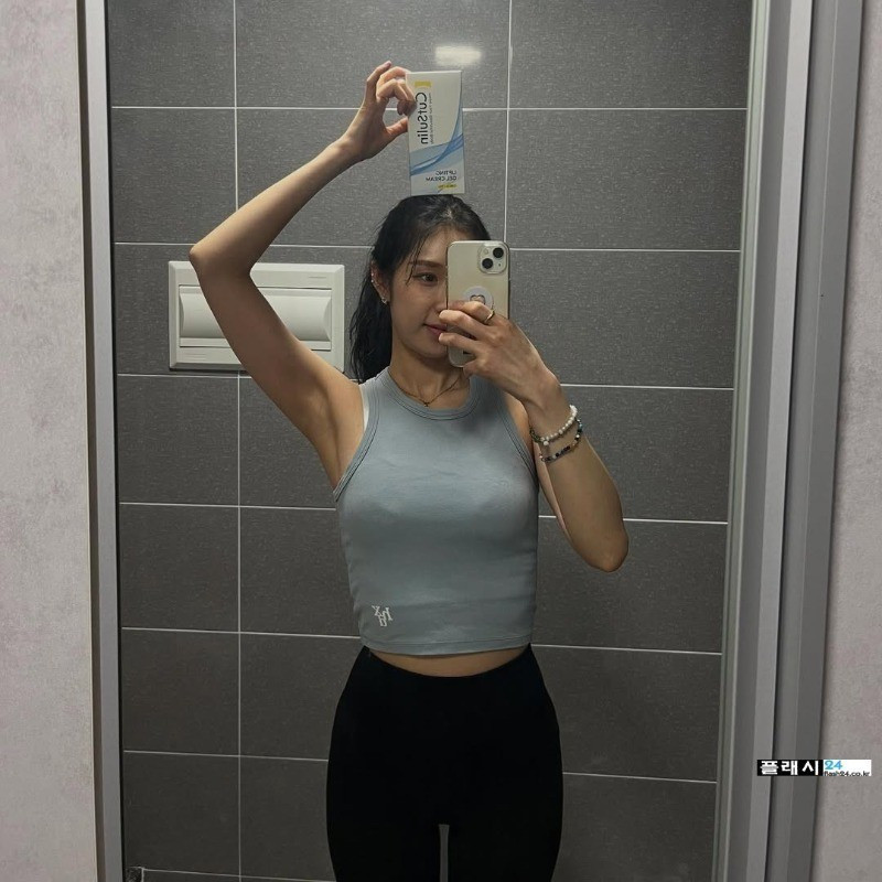 bt8d0235cea2bc869c4d6d00a295087b4f.jpeg