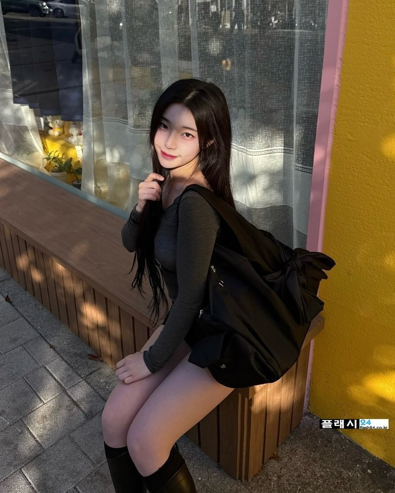 bt9dd33bea7058c8452a1ef3dbd56ff3c7.jpeg