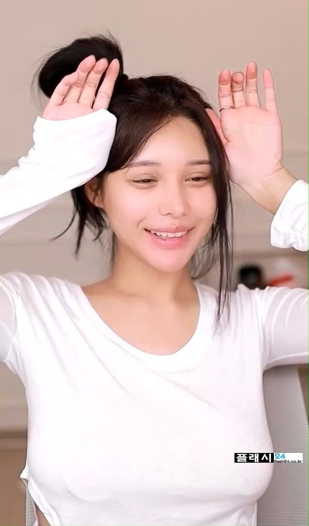 bt9fafcbf41bf526f6576529b749ef10e1.jpeg