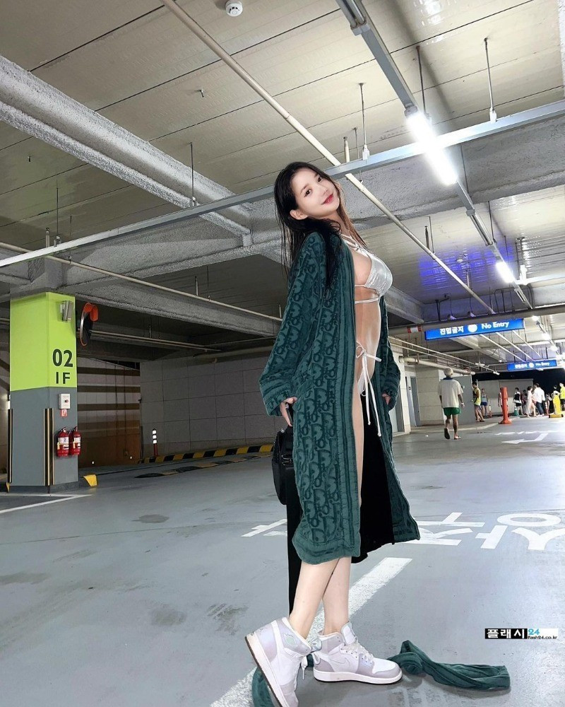 bta81a40ddf7154c24a262084a446b9684.jpeg