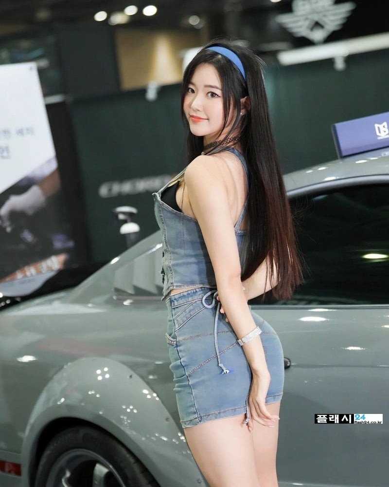 btac8103040e421bc19929e42dd5b16e87.jpeg
