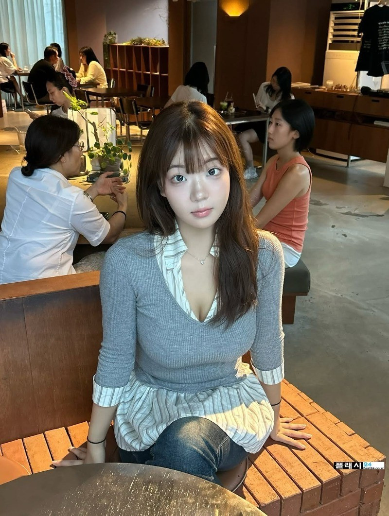btc72bbeec2765ad9dfb93d28a2a7f4c2b.jpeg
