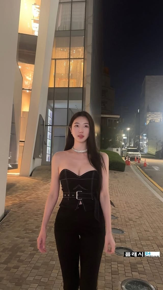 btcaebd73e107e46619ccaa5cab20b77c8.jpeg