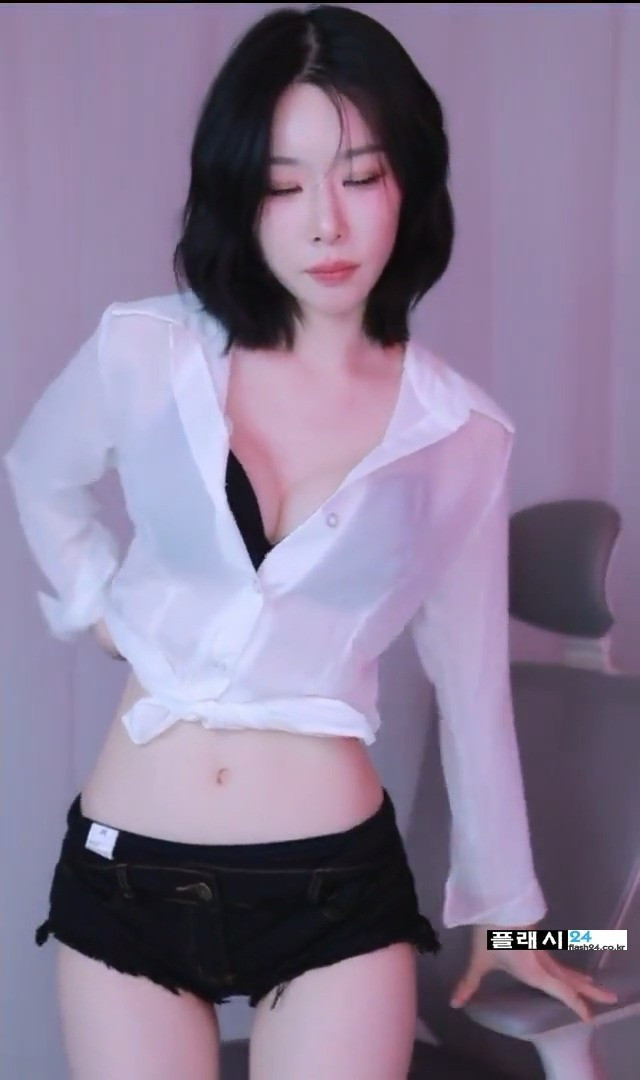 btcd0ba8831f6ecb96969fd681beae15ab.jpeg