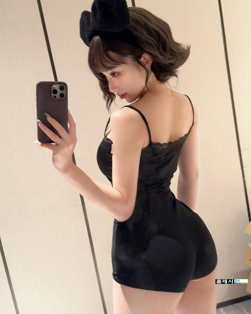 btef8c2de7c3d7b0967394b4f266079a99.jpeg
